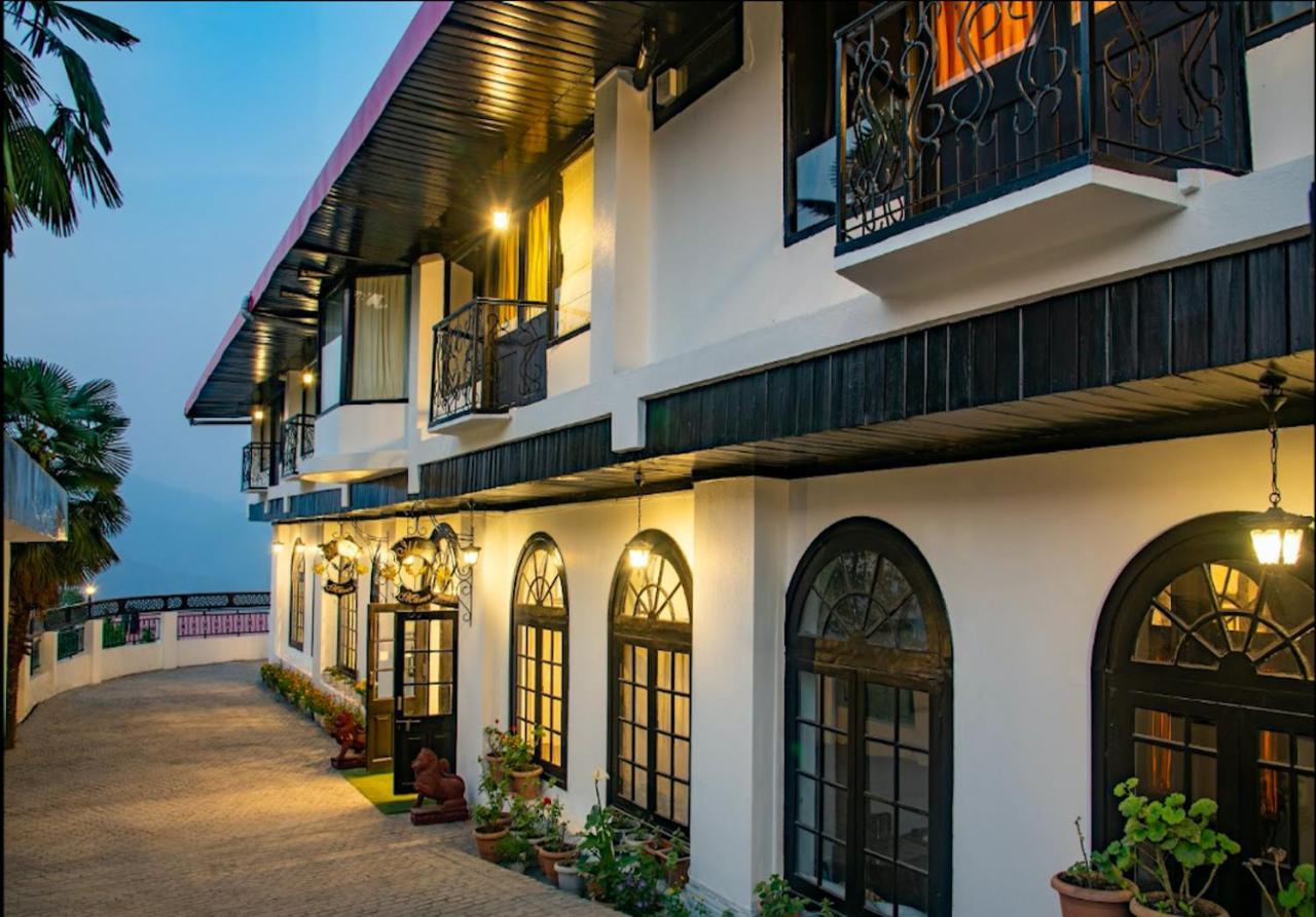 Ilbert Manor Hotel Mussoorie Exterior photo