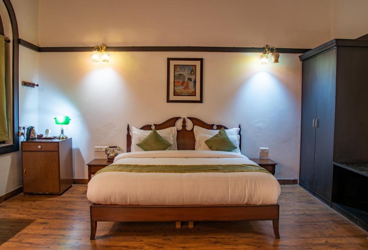 Ilbert Manor Hotel Mussoorie Exterior photo