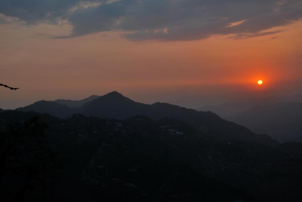 Ilbert Manor Hotel Mussoorie Exterior photo